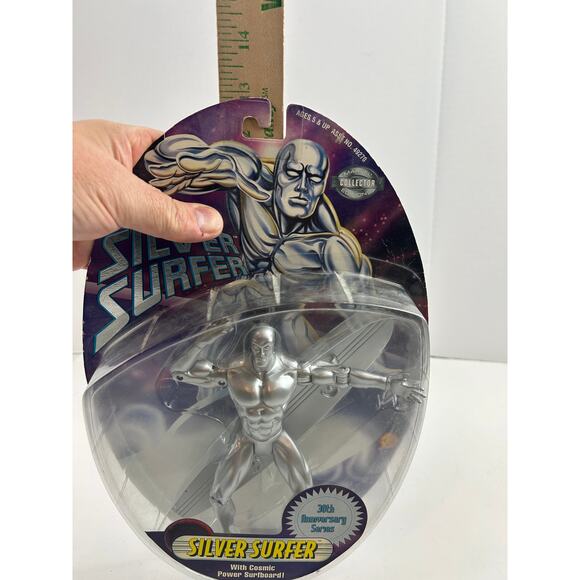 Marvel Toy Biz Silver Surfer 30th Anniversary Series Figure w/ Cosmic Surfboard - Picture 4 of 5